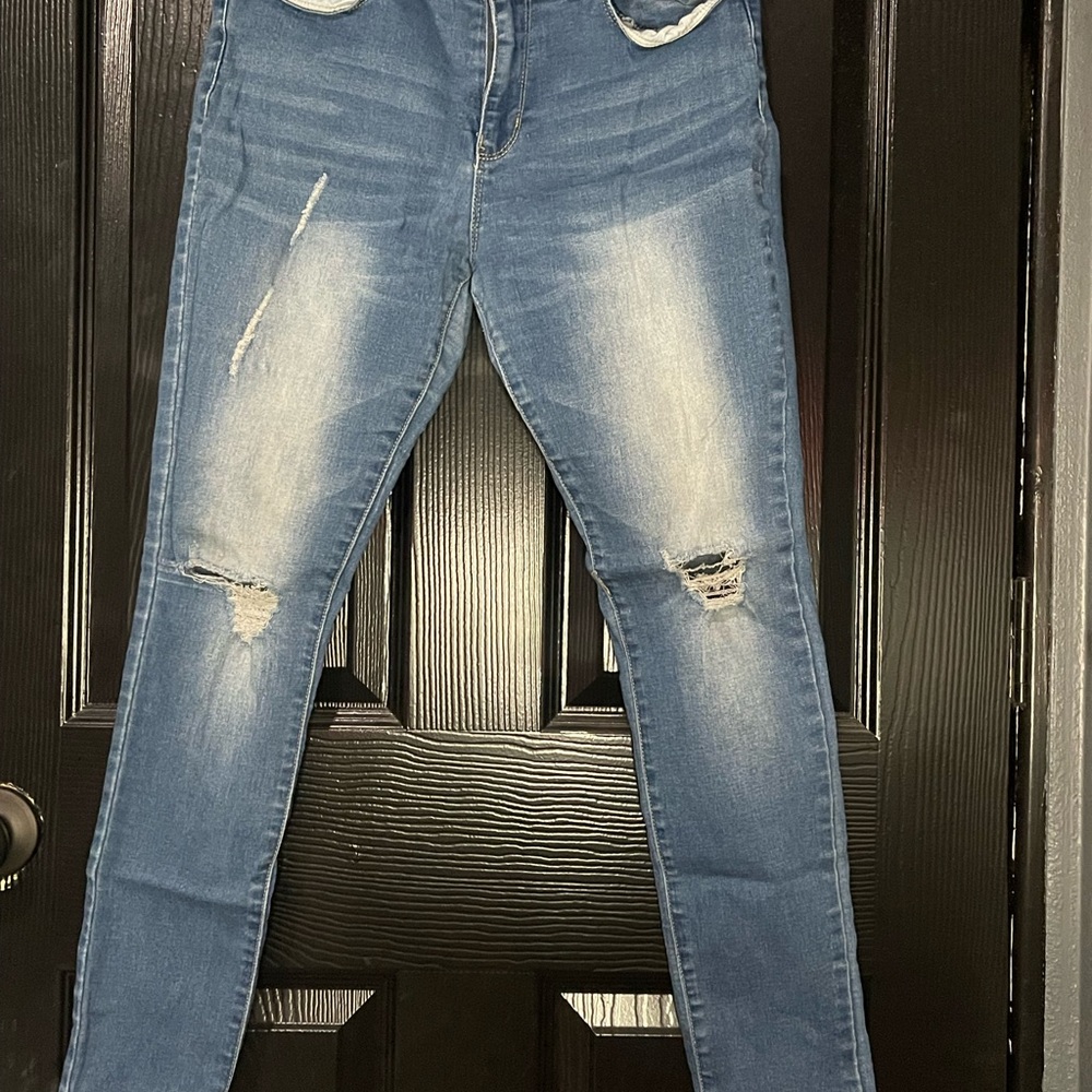 Stylish Blue Distressed Women's Jeans size 11
